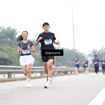 Runner Photo 7410441