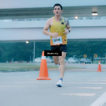 Runner Photo 7410447