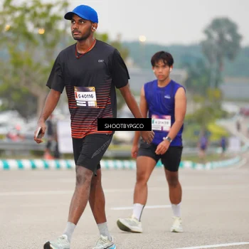 Runner Photo 7410451