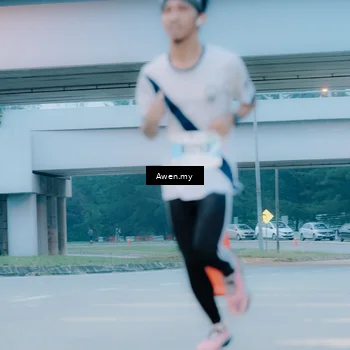 Runner Photo 7410467