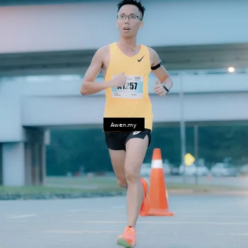 Runner Photo 7410477
