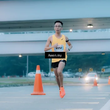 Runner Photo 7410520