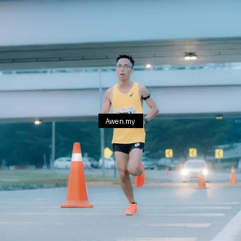 Runner Photo 7410527