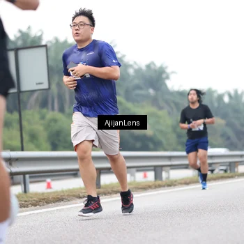 Runner Photo 7410534