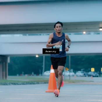 Runner Photo 7410573