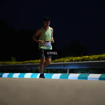 Runner Photo 7410593