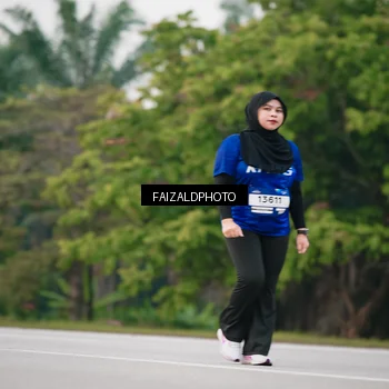 Runner Photo 7410607