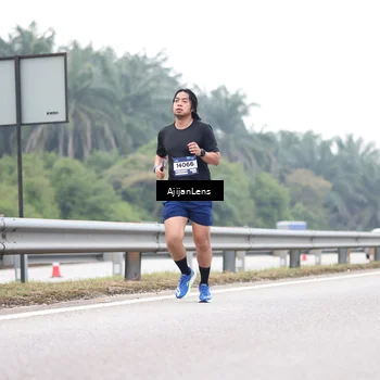 Runner Photo 7410615