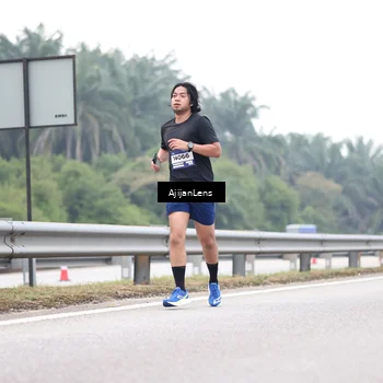 Runner Photo 7410616