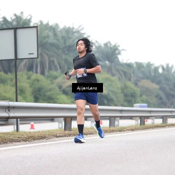 Runner Photo 7410639