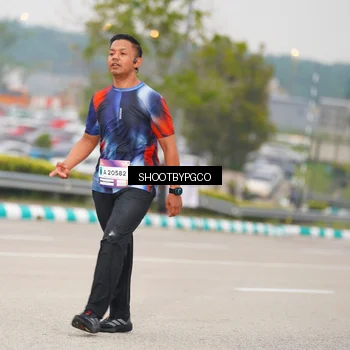 Runner Photo 7410646