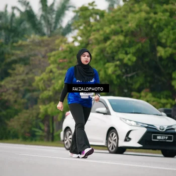 Runner Photo 7410650