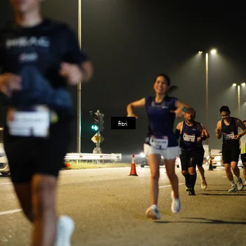 Runner Photo 7410657