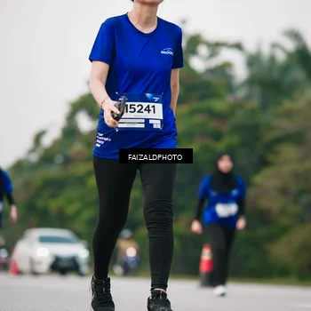 Runner Photo 7410659