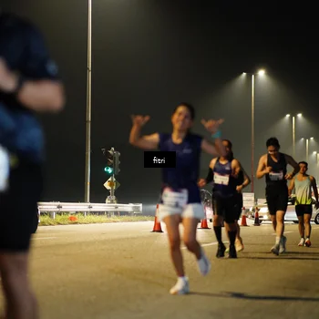 Runner Photo 7410663