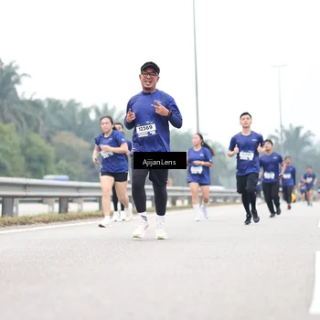 Runner Photo 7410667