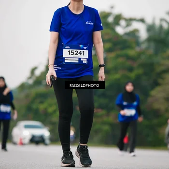 Runner Photo 7410676