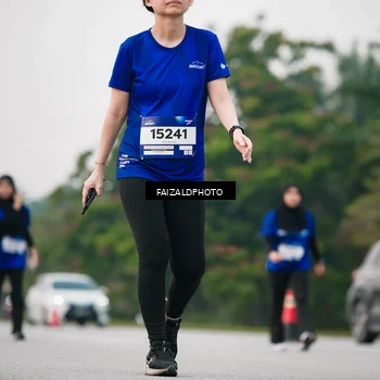 Runner Photo 7410684