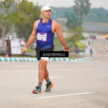 Runner Photo 7410734