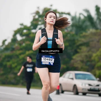 Runner Photo 7410754