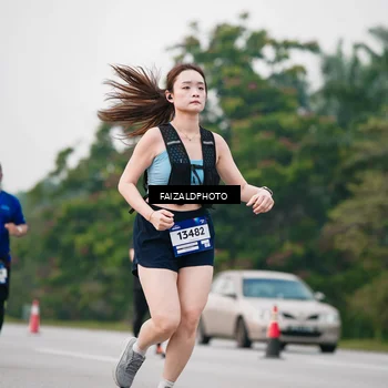 Runner Photo 7410762