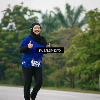 Runner Photo 7410783