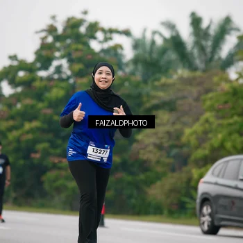 Runner Photo 7410798