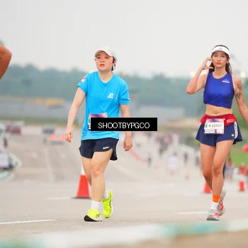 Runner Photo 7410820