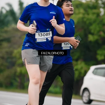 Runner Photo 7410822