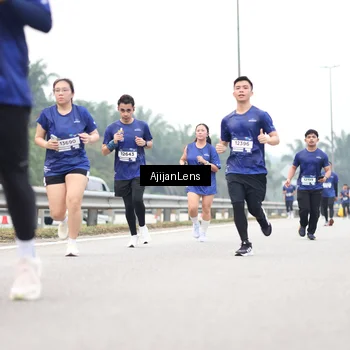 Runner Photo 7410827