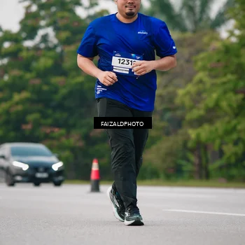 Runner Photo 7410865