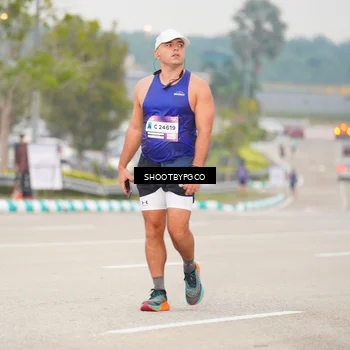 Runner Photo 7410868