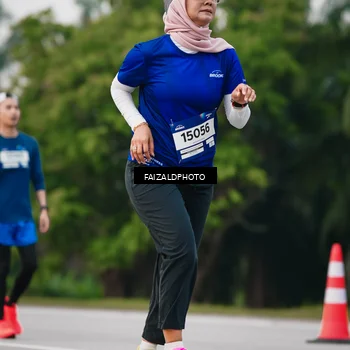 Runner Photo 7410878