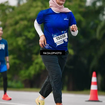 Runner Photo 7410885