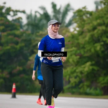Runner Photo 7410916