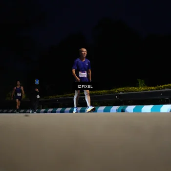 Runner Photo 7410920