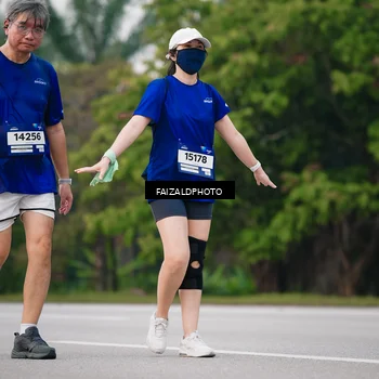 Runner Photo 7410964