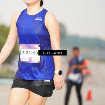 Runner Photo 7411013