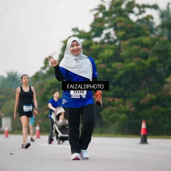 Runner Photo 7411056