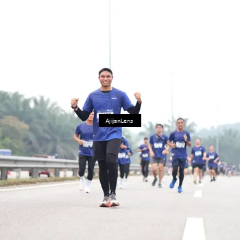 Runner Photo 7411111