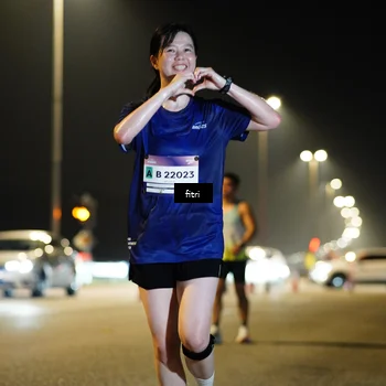 Runner Photo 7411113