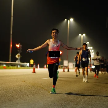 Runner Photo 7411236