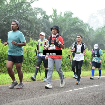 Runner Photo 7411294