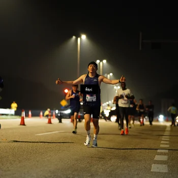 Runner Photo 7411313