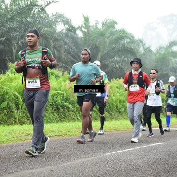 Runner Photo 7411318