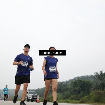 Runner Photo 7411325