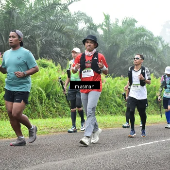 Runner Photo 7411327