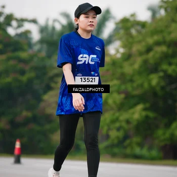 Runner Photo 7411343