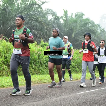 Runner Photo 7411348