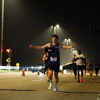 Runner Photo 7411356